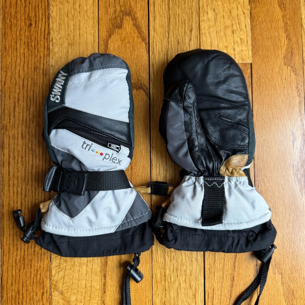 Swany X-Change Jr. Black and Gray Mittens